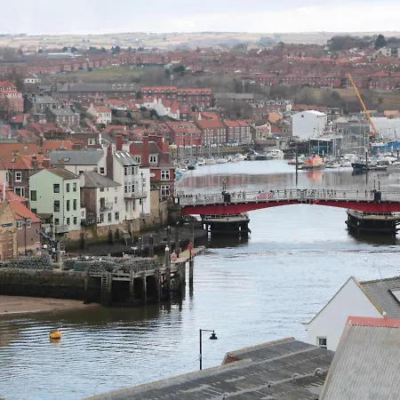 The Captain's Hideaway Holiday home Whitby
