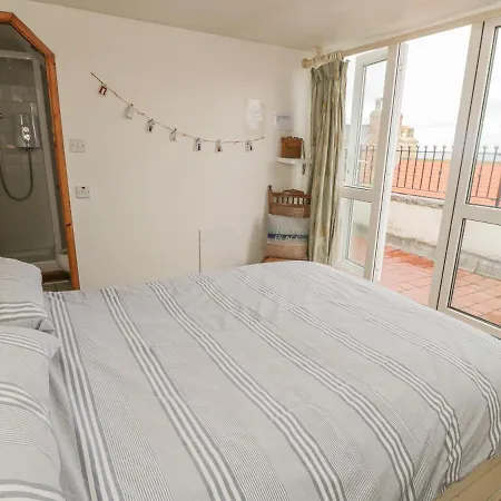 The Captain's Hideaway Holiday home *