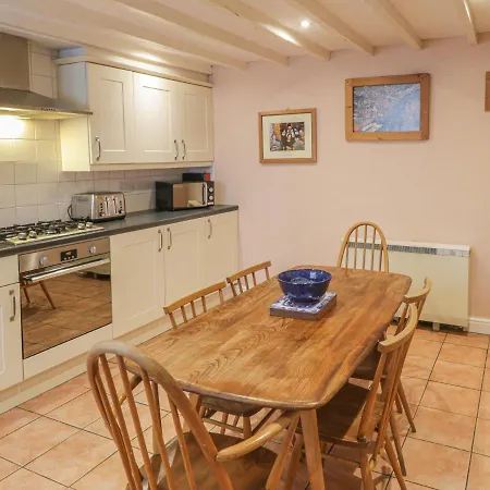 Holiday home The Captain's Hideaway *